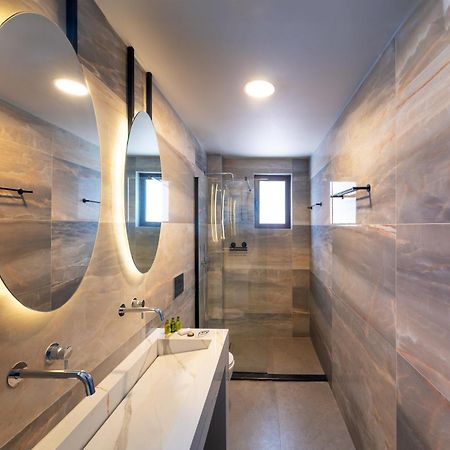 Al Mare Villas 키오타리 외부 사진