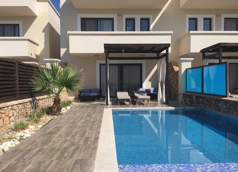 Al Mare Villas 키오타리 외부 사진